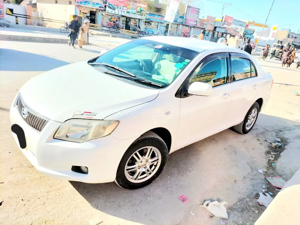 Toyota Corolla Axio 2007 for Sale in Quetta Image-1