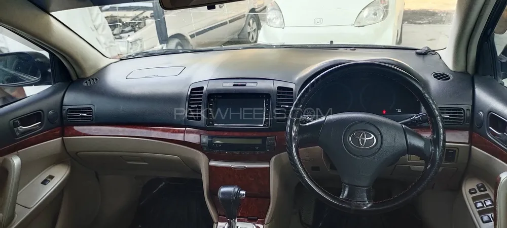 Toyota Premio 2004 for Sale in Abbottabad Image-1