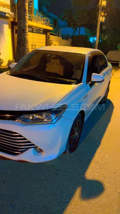 Toyota Corolla Axio 2016 for Sale in Karachi Image-1