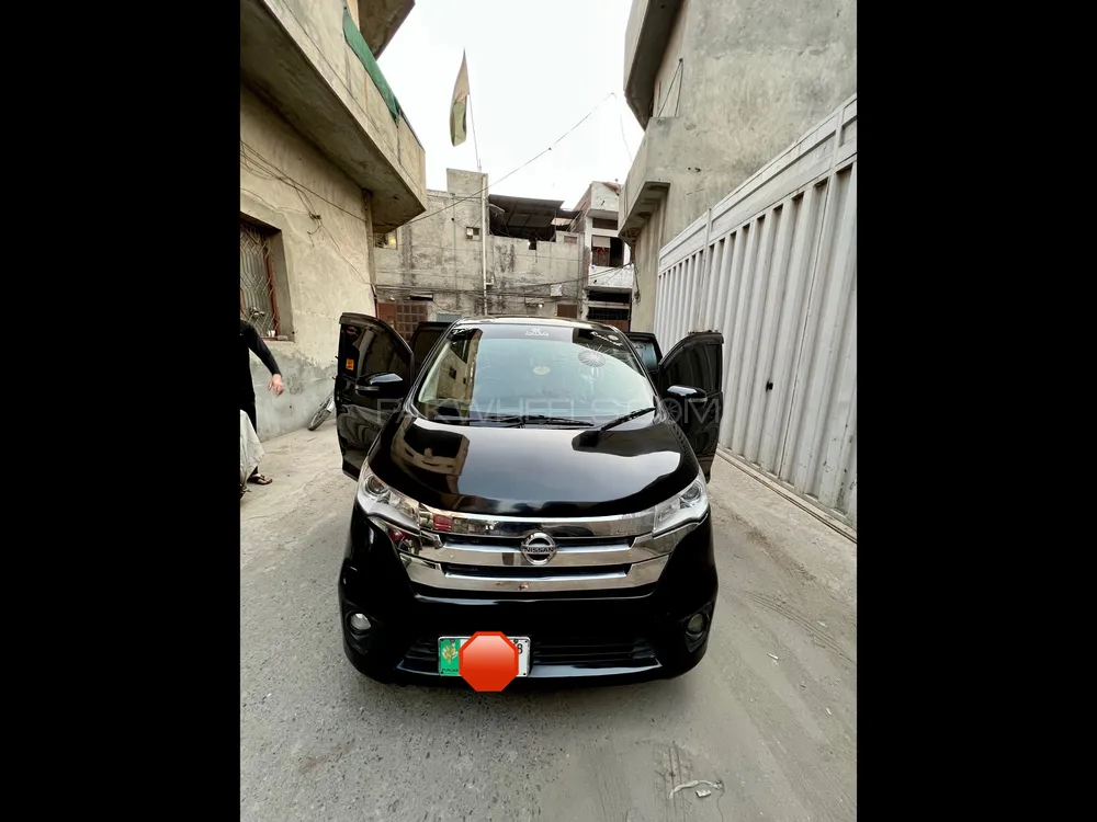 Nissan Dayz Highway Star 2014 for Sale in Lahore Image-1