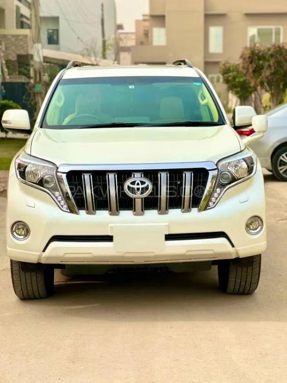 Toyota Prado 2016 for Sale in Multan Image-1