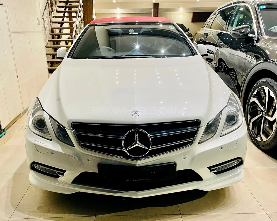 Mercedes Benz E Class Cabriolet 2012 for Sale in Lahore Image-1