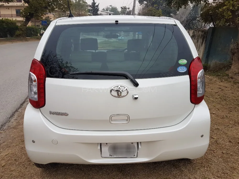 Toyota Passo 2015 for Sale in Islamabad Image-1