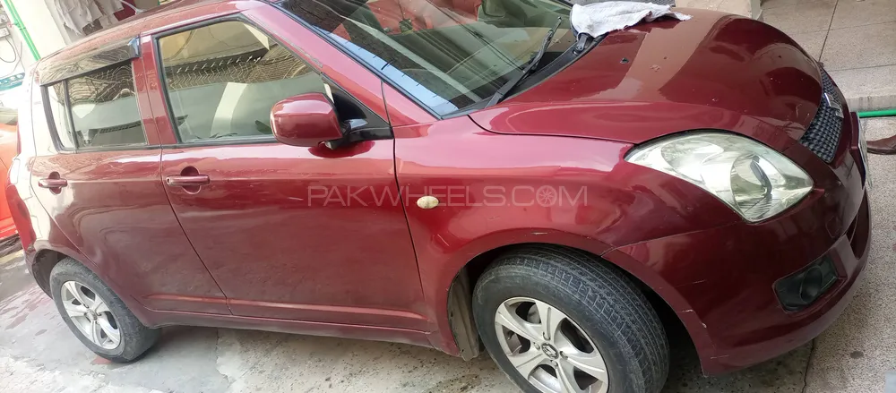 Suzuki Swift 2011 for Sale in Peshawar Image-1