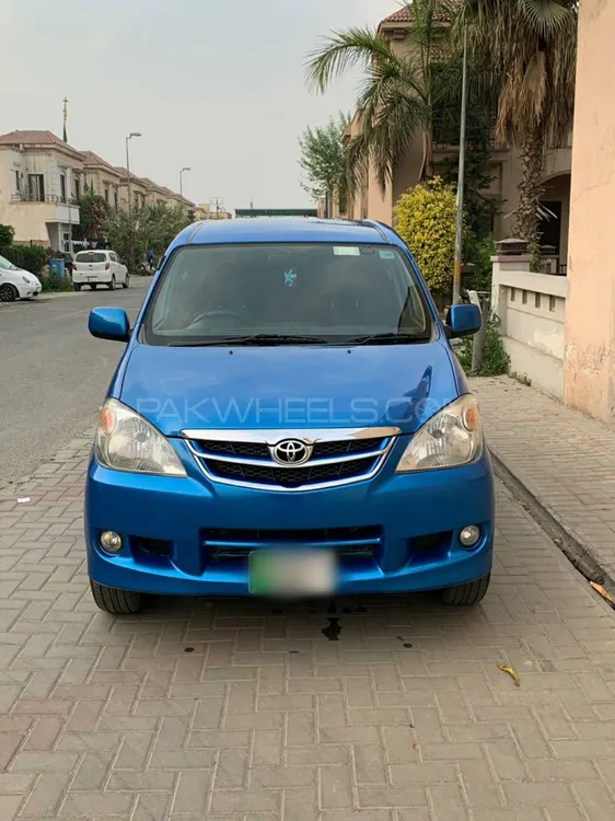 Toyota Avanza 2010 for Sale in Lahore Image-1
