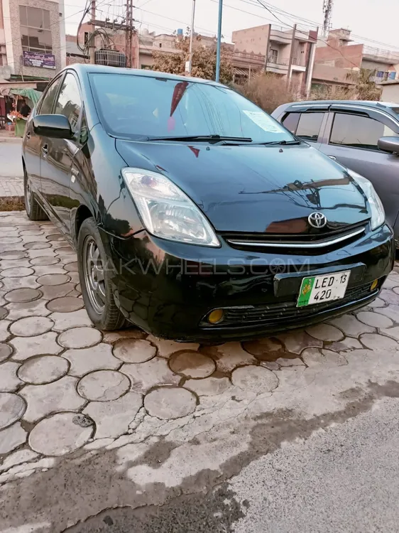 Toyota Prius 2007 for Sale in Sahiwal Image-1