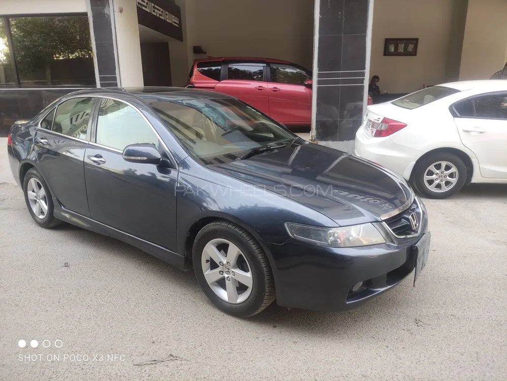 Honda Accord 2004 for Sale in Karachi Image-1