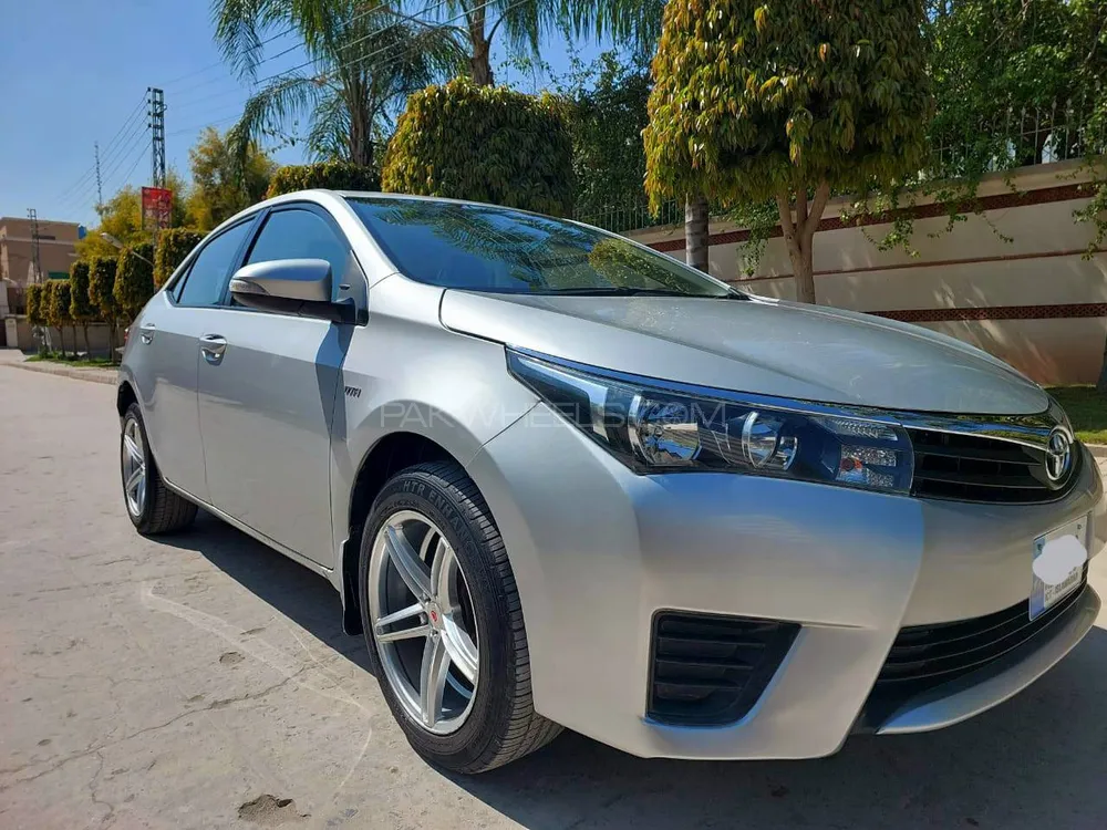 Toyota Corolla 2017 for Sale in Islamabad Image-1