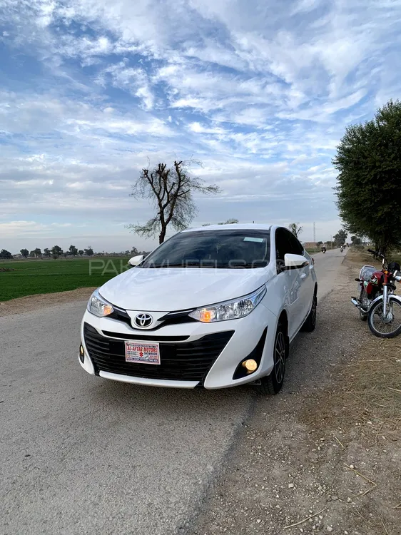 Toyota Yaris 2020 for Sale in Larkana Image-1