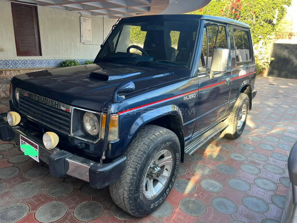Mitsubishi Pajero 1986 for Sale in Karachi Image-1