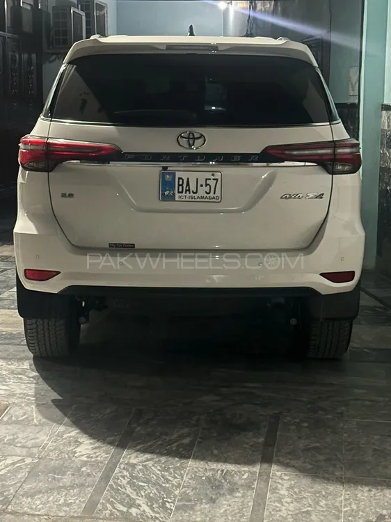 Toyota Fortuner 2022 for Sale in Peshawar Image-1