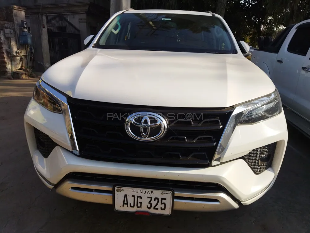 Toyota Fortuner 2022 for Sale in Gujranwala Image-1