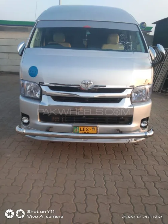 Toyota Hiace 2013 for Sale in Lahore Image-1