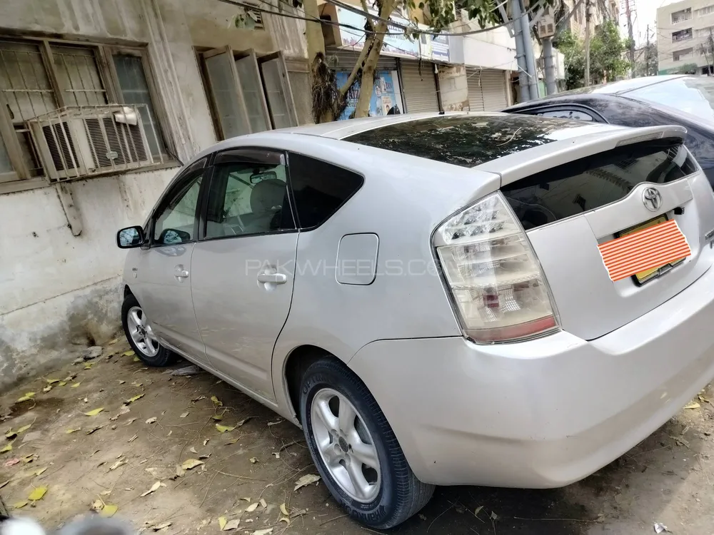 Toyota Prius 2007 for Sale in Karachi Image-1