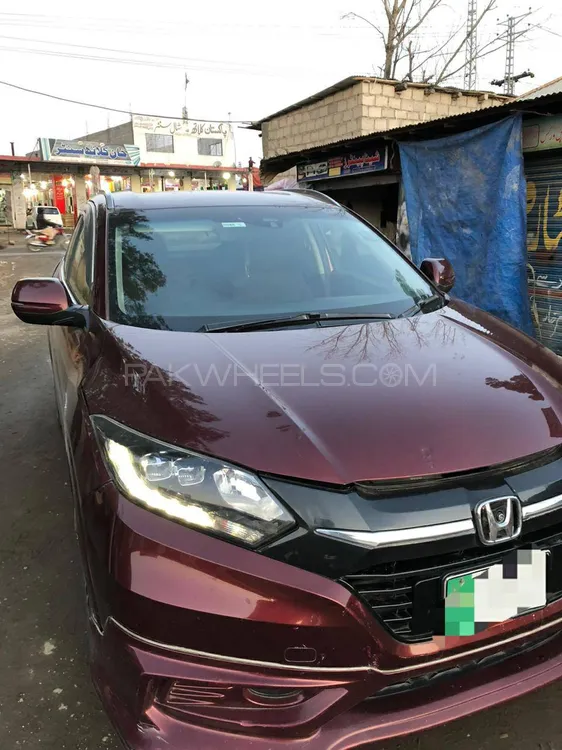 Honda Vezel 2015 for Sale in Abbottabad Image-1