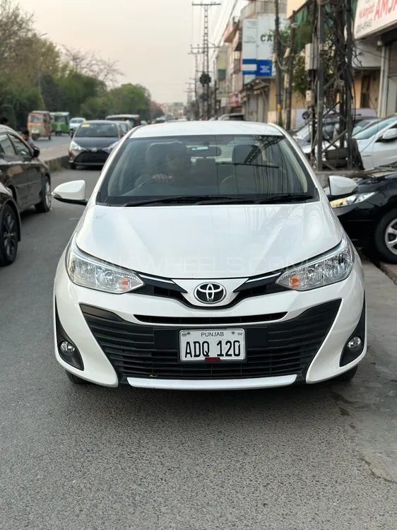 ٹویوٹا یارس سیڈان 2021 for Sale in لاہور Image-1