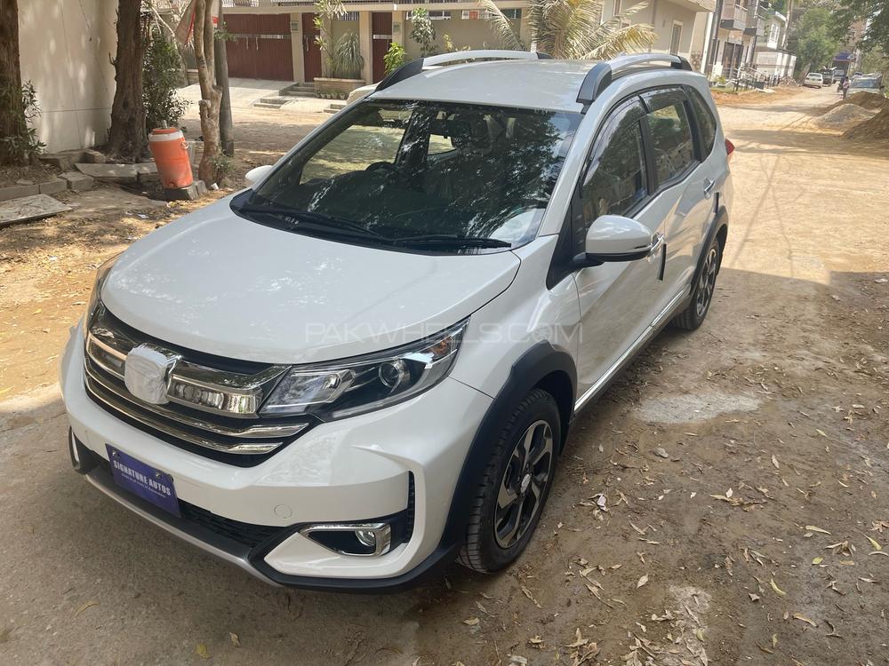 Honda BRV-S
Model 2022
Reg 2023
First Owner
White Colour
Glass Coated
100% Orignal
Push Start
Low Mileage 1100..!!

SIGNATURE AUTOS
KBWR