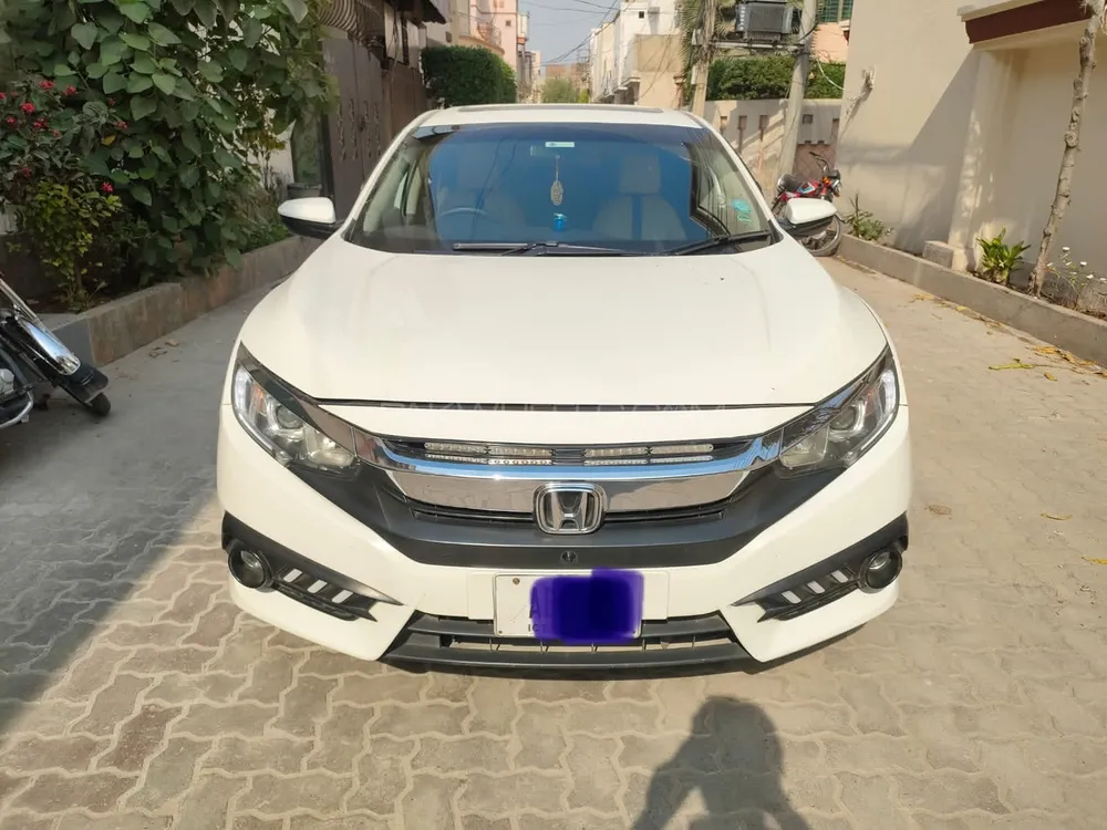 Honda Civic 2017 for Sale in Faisalabad Image-1