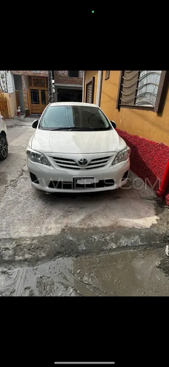 Toyota Corolla 2013 for Sale in Islamabad Image-1
