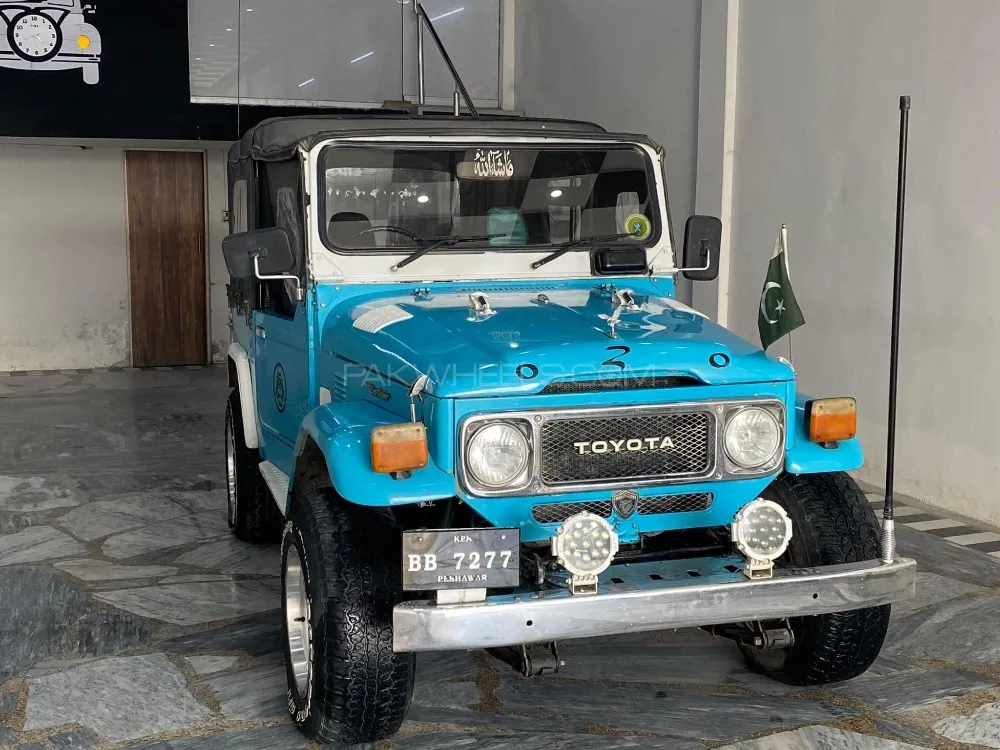 Toyota Land Cruiser 1982 for Sale in Mardan Image-1