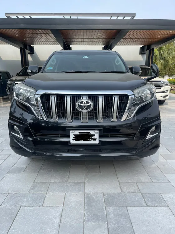 Toyota Prado 2016 for Sale in Sialkot Image-1