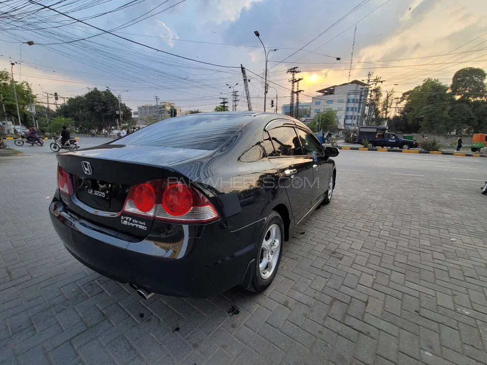 Honda Civic 2010 for Sale in Lahore Image-1