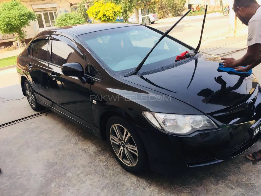 Honda Civic 2011 for Sale in Faisalabad Image-1