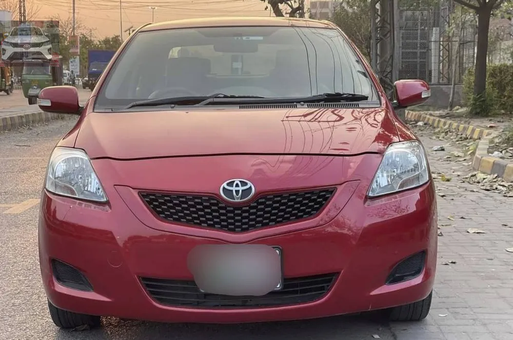 Toyota Belta 2012 for Sale in Lahore Image-1