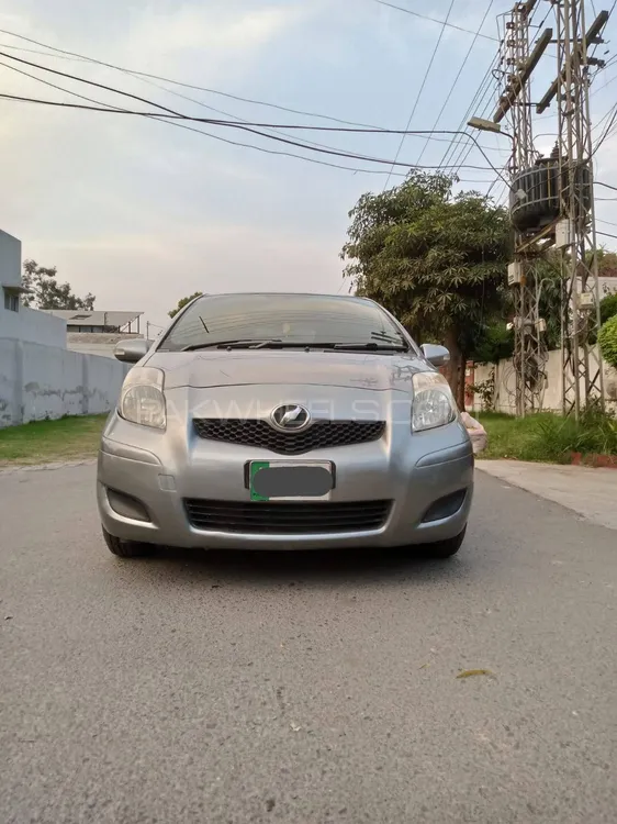 Toyota Vitz 2009 for Sale in Lahore Image-1