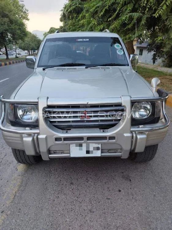 Mitsubishi Pajero 1996 for Sale in Islamabad Image-1