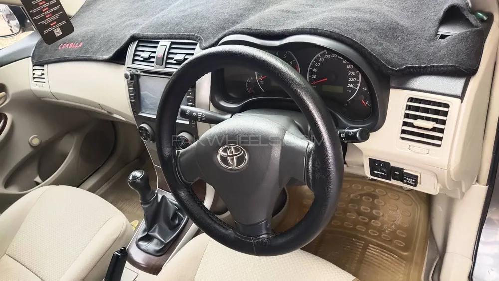 Toyota Corolla 2011 for Sale in Swabi Image-1