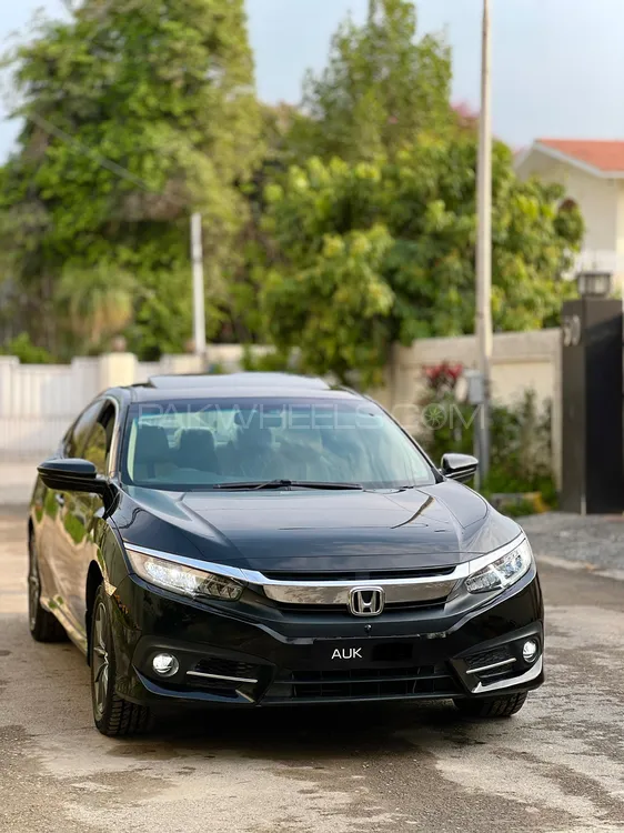 Honda Civic 2021 for Sale in Peshawar Image-1