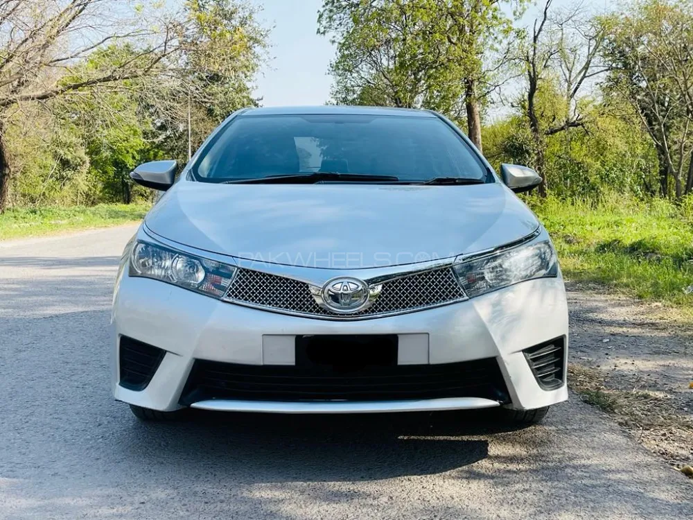 Toyota Corolla 2016 for Sale in Islamabad Image-1