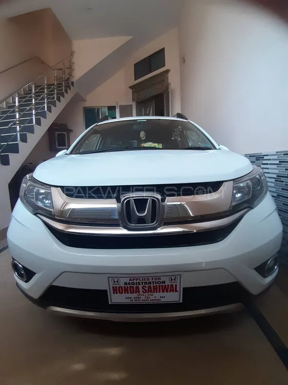 Honda BR-V 2017 for Sale in Arifwala Image-1