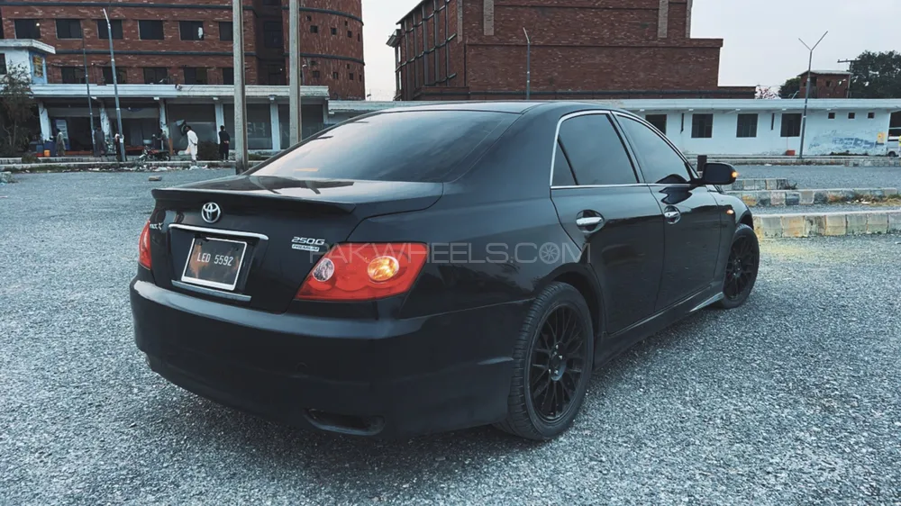 Toyota Mark X 2005 for Sale in Peshawar Image-1