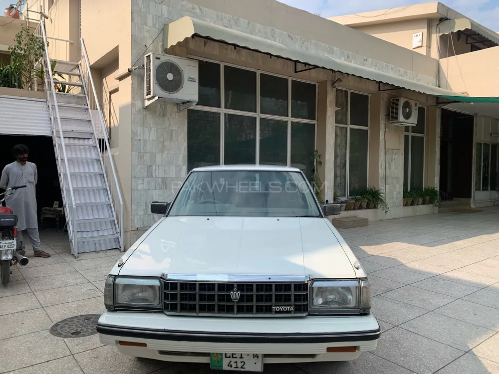 Toyota Crown 1984 for Sale in Lahore Image-1