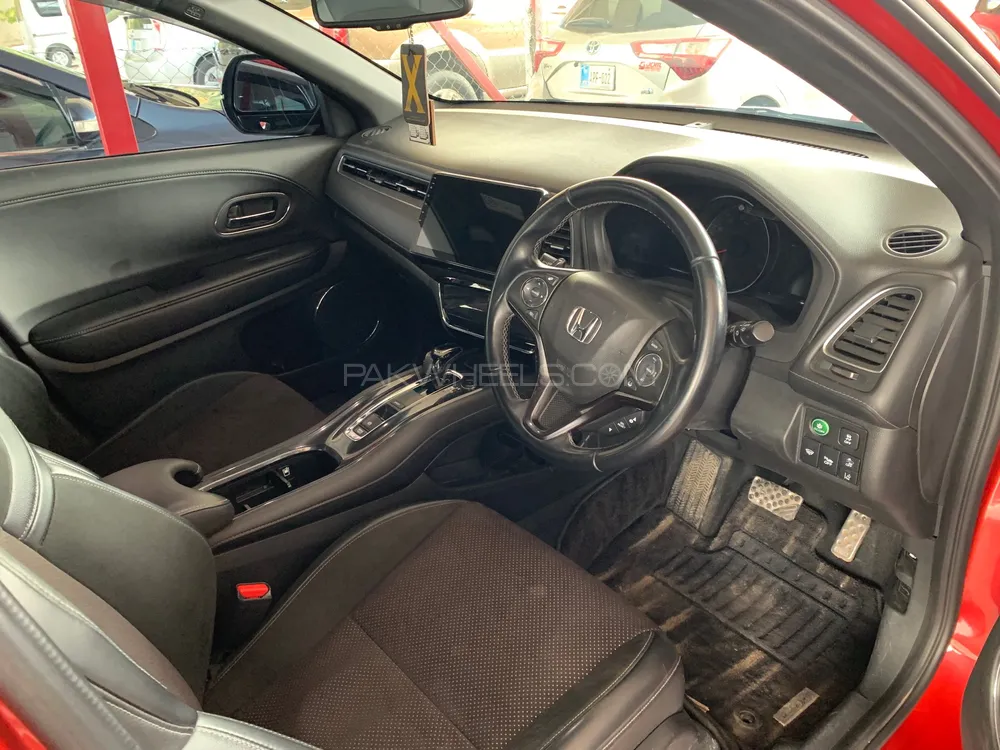 Honda Vezel 2019 for Sale in Rawalpindi Image-1