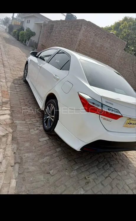 Toyota Corolla 2021 for Sale in Lodhran Image-1