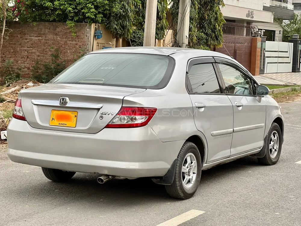 Honda City 2004 for Sale in Lahore Image-1