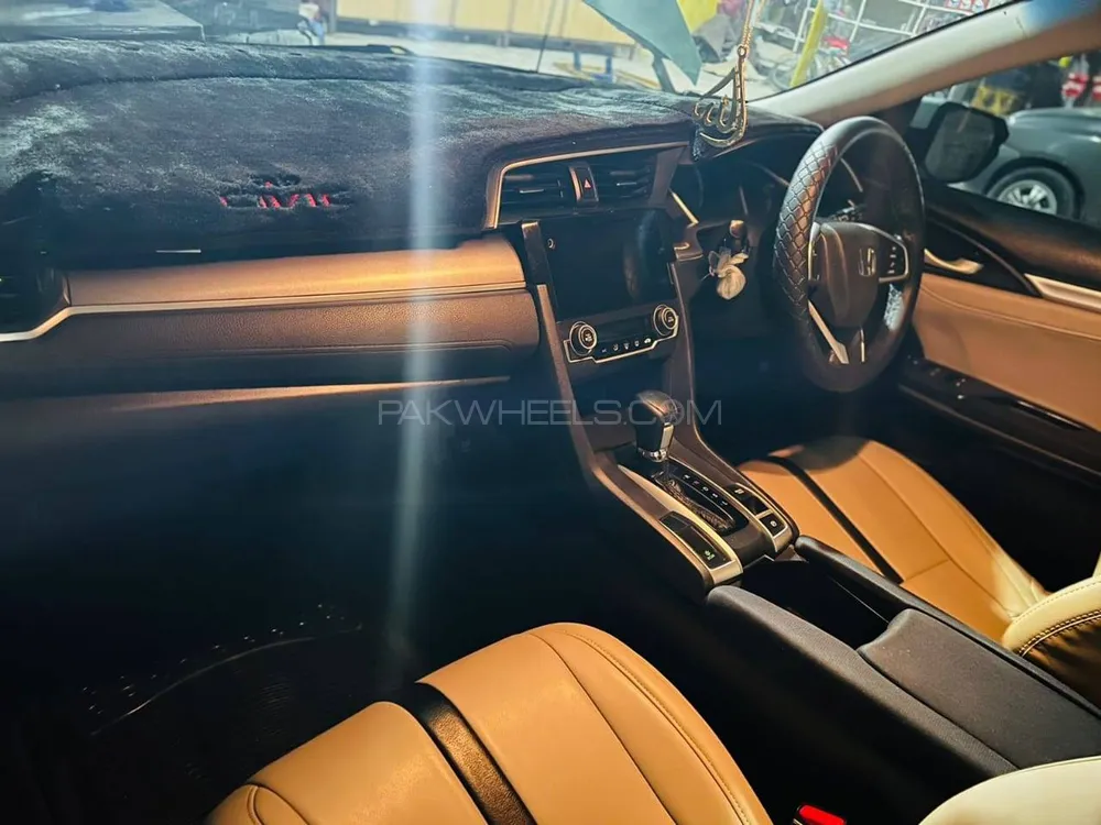 Honda Civic 2016 for Sale in Peshawar Image-1