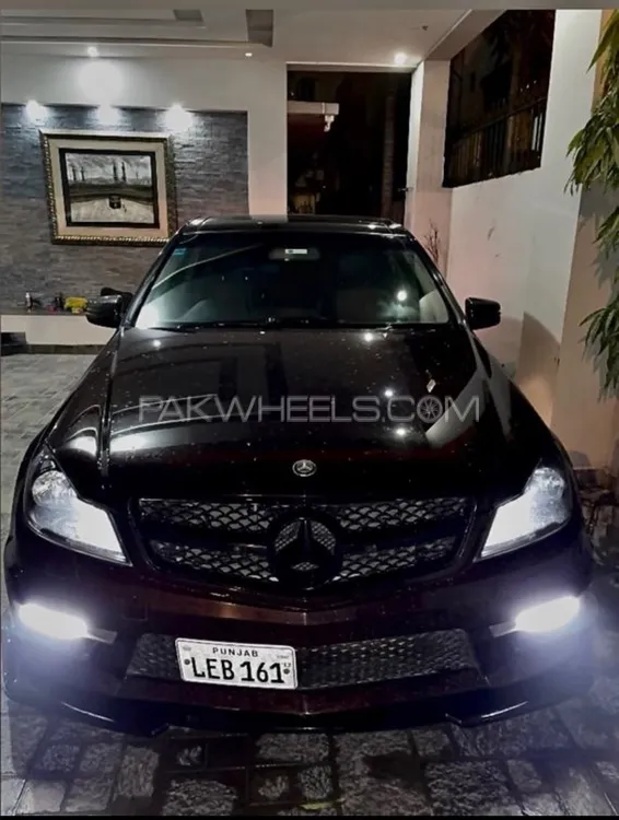 Mercedes Benz C Class 2012 for Sale in Lahore Image-1