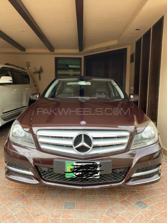 Mercedes Benz C Class 2012 for Sale in Lahore Image-1