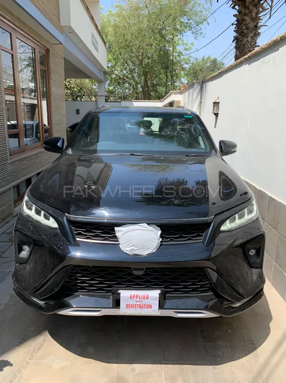 Toyota Fortuner 2023 for Sale in Karachi Image-1