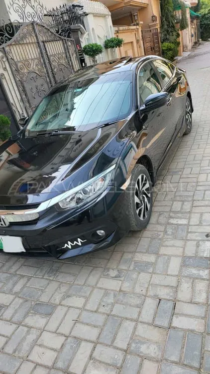 Honda Civic 2018 for Sale in Sialkot Image-1