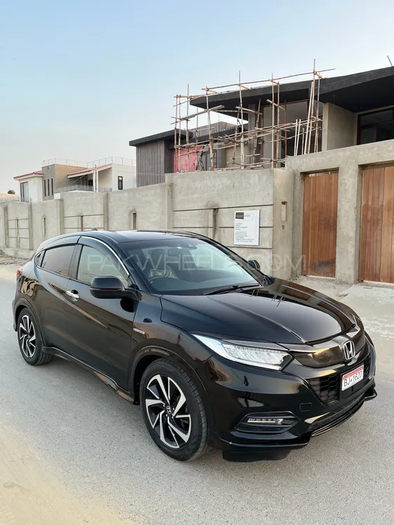 Honda Vezel 2018 for Sale in Karachi Image-1