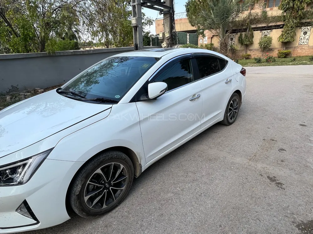 Hyundai Elantra 2021 for Sale in Peshawar Image-1