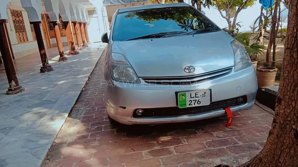 Toyota Prius 2011 for Sale in Peshawar Image-1