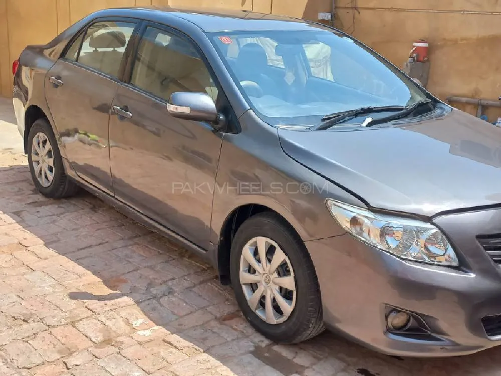 Toyota Corolla 2011 for Sale in Karachi Image-1