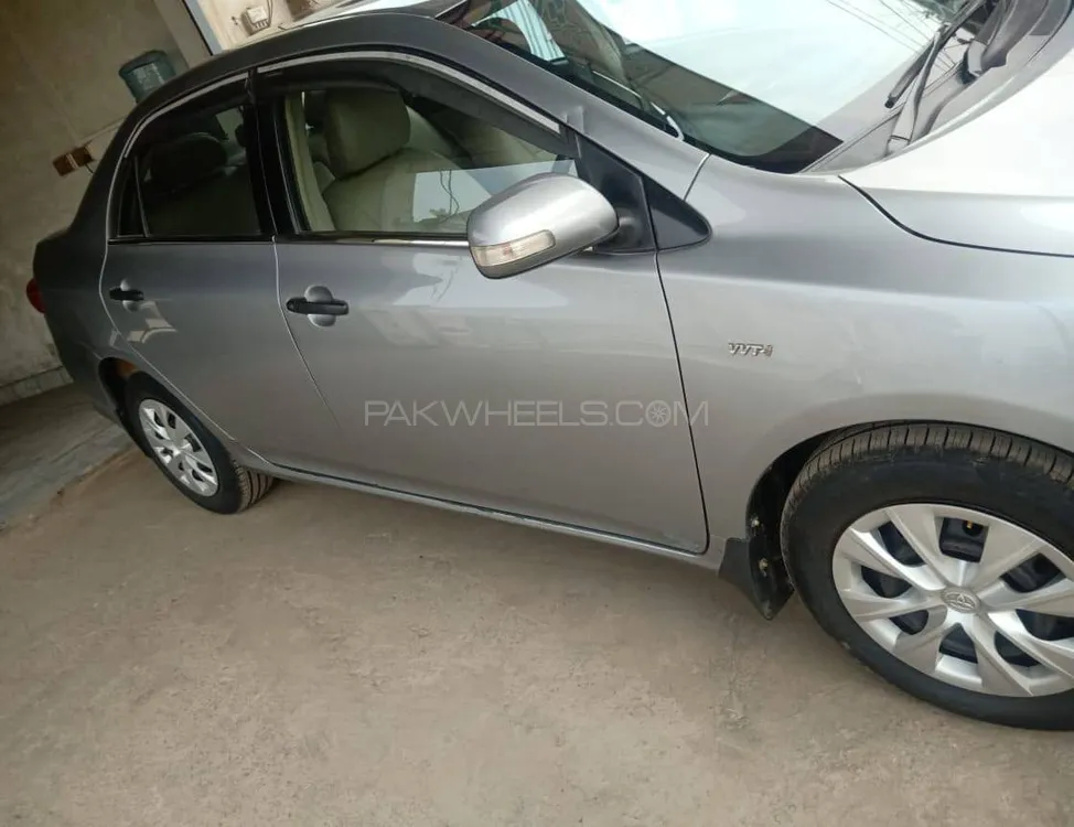 Toyota Corolla 2013 for Sale in Mandi bahauddin Image-1