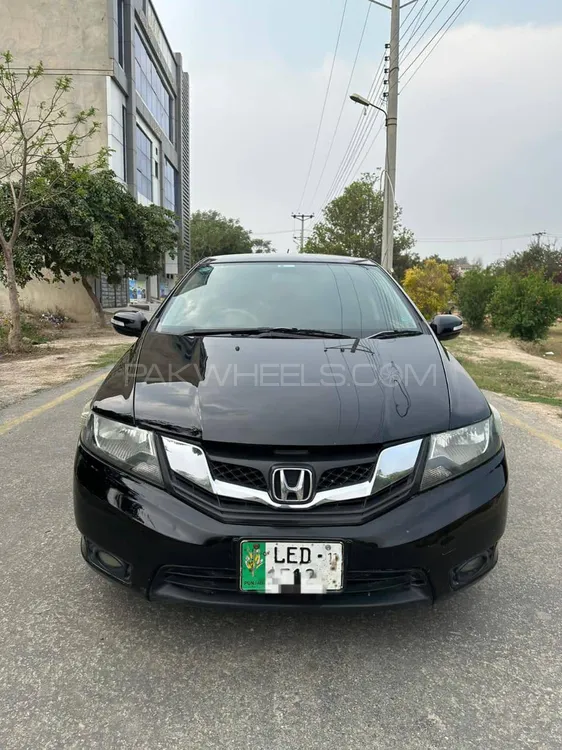Honda City 2011 for Sale in Okara Image-1